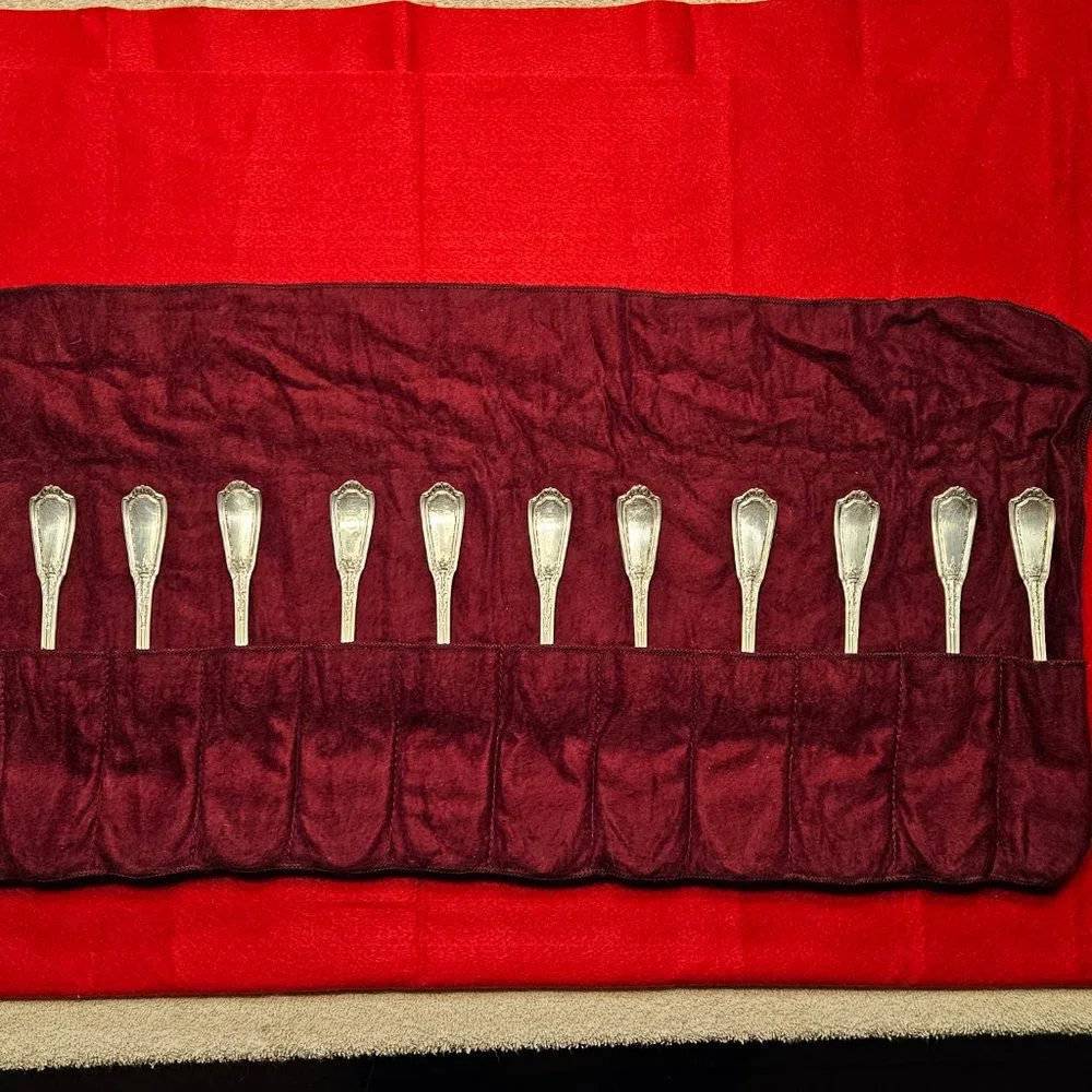 Reed & Barton Silver-Plate Silverware Lot of 11 Table Spoons w/silvercloth -RARE